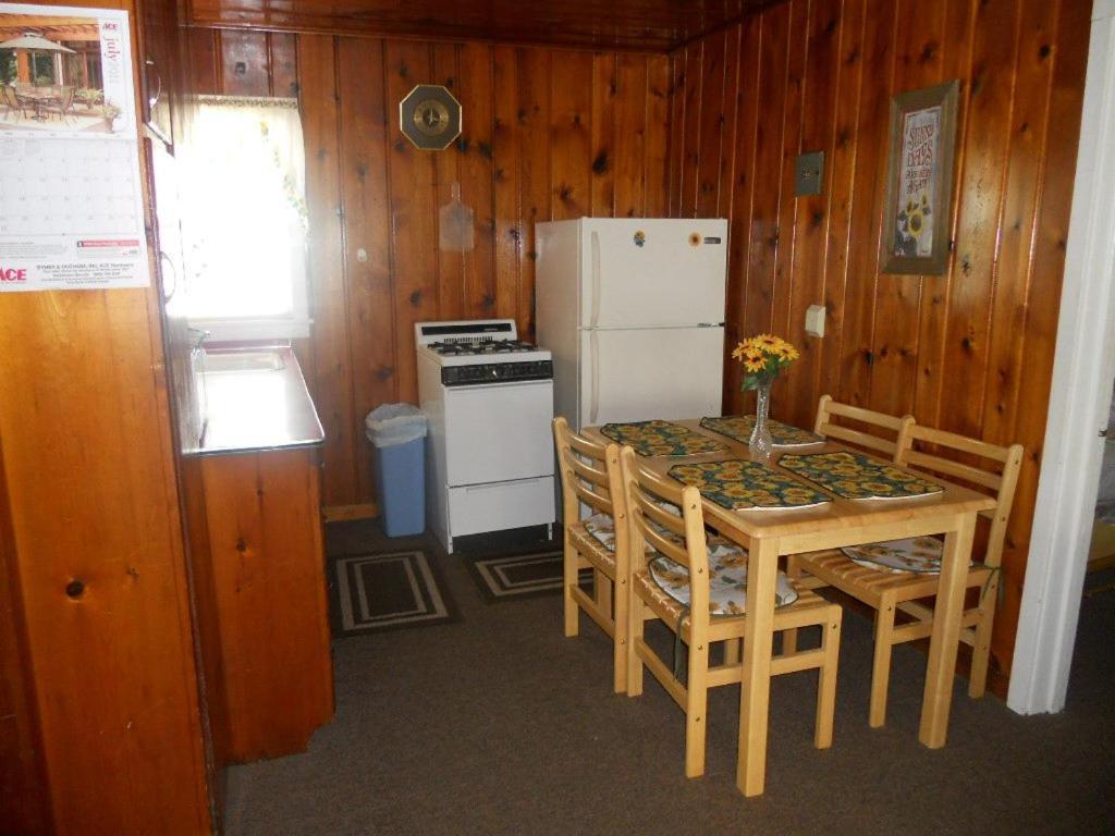 Stefan'S R&R Resort Lincoln Junction Екстериор снимка